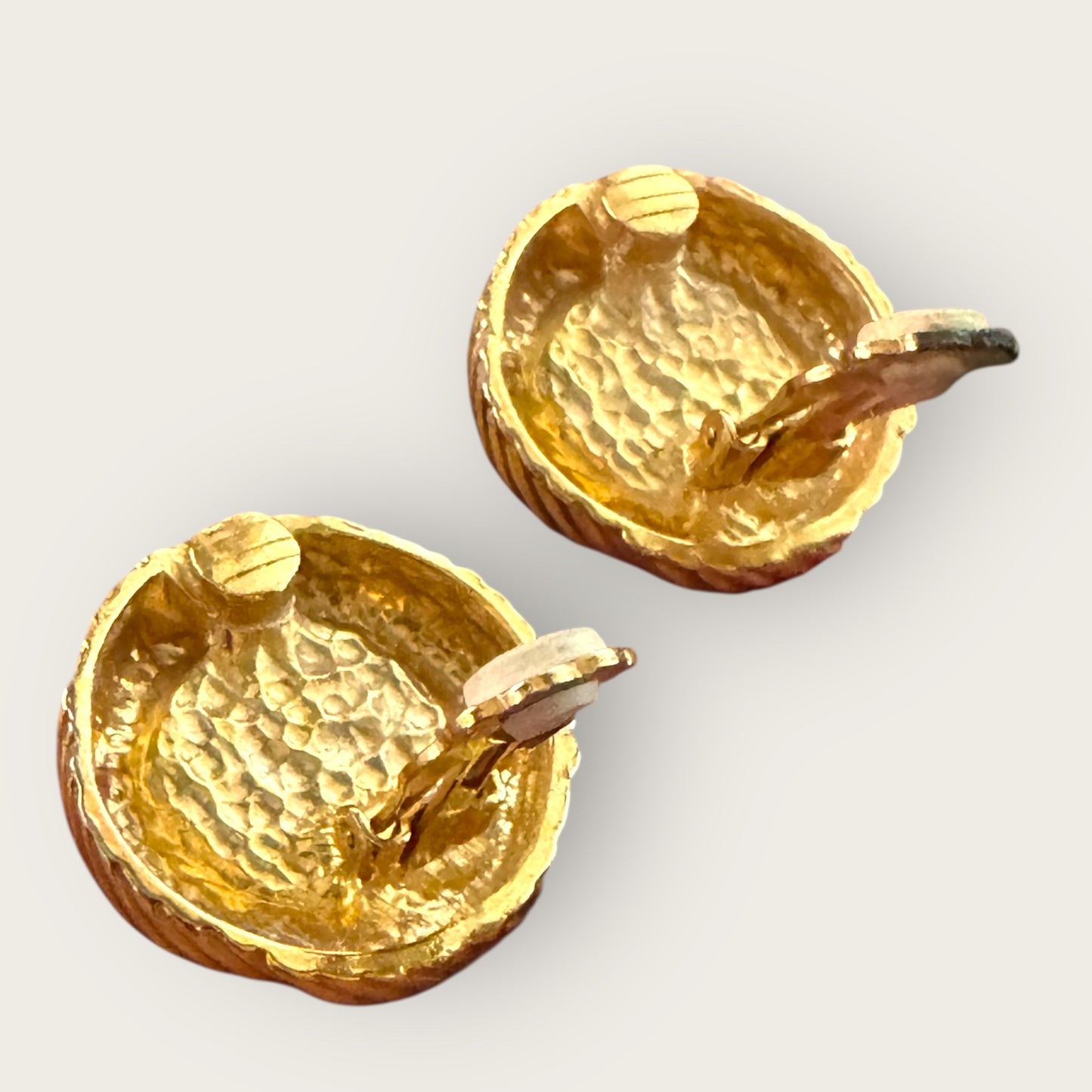 Vintage Textured Gold-Tone Pink Lucite Cabochon Clip-On Earrings