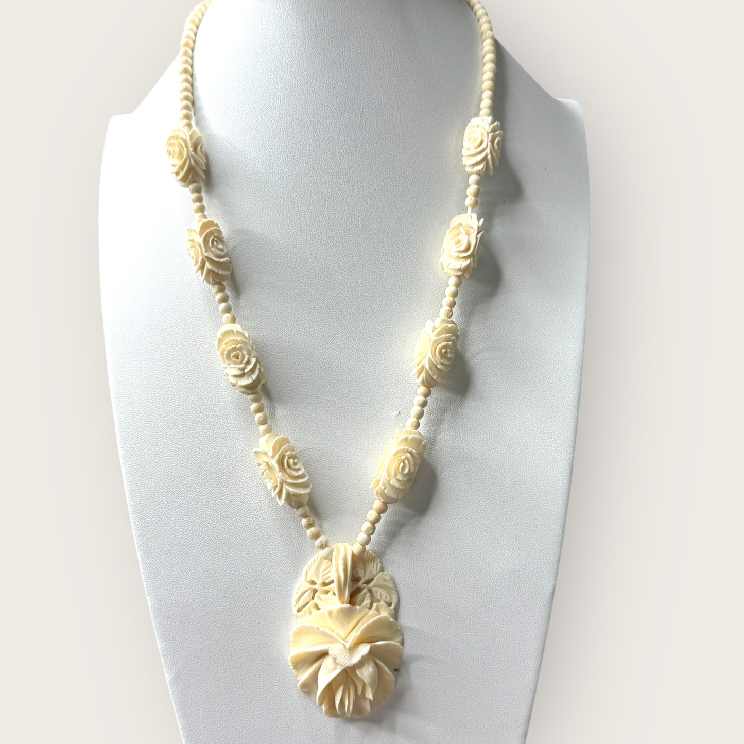 Hand-Carved Bone Rose Necklace – 1970s Artisan Floral Pendant & Beaded Strand