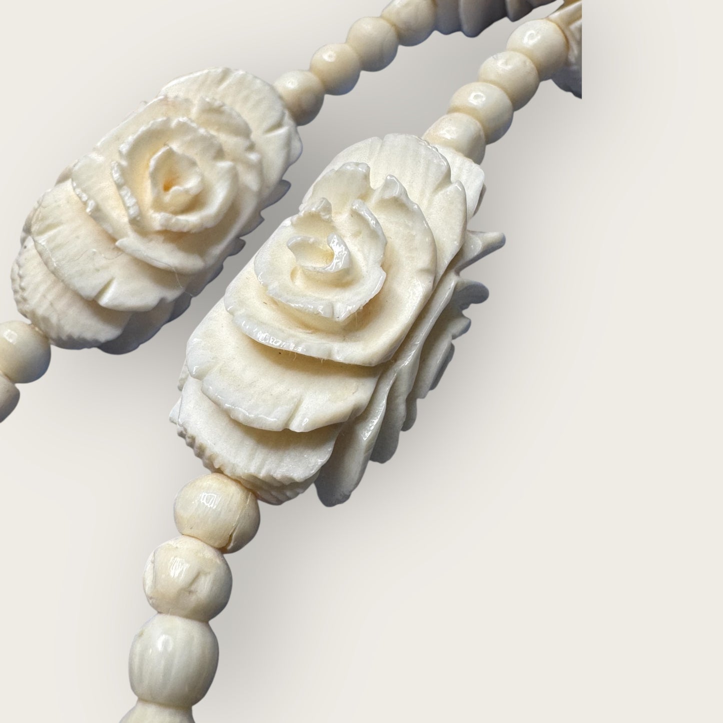 Hand-Carved Bone Rose Necklace – 1970s Artisan Floral Pendant & Beaded Strand