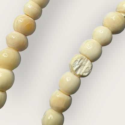 Hand-Carved Bone Rose Necklace – 1970s Artisan Floral Pendant & Beaded Strand