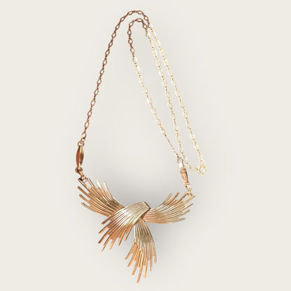 Vintage Loran Sim 14K Gold-Filled Ribbon Crest Necklace – Sculptural Mid-Century Design
