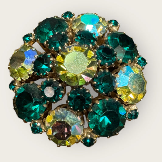 Vintage Weiss Domed Rhinestone Brooch – Emerald & AB Crystal Cluster