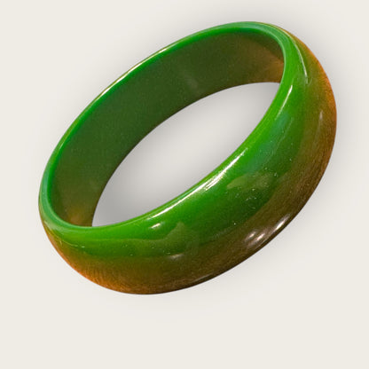 Vintage Authentic Bakelite Bangle – Deep Forest Green Marbled Catalin – 1930s–1940s Tested