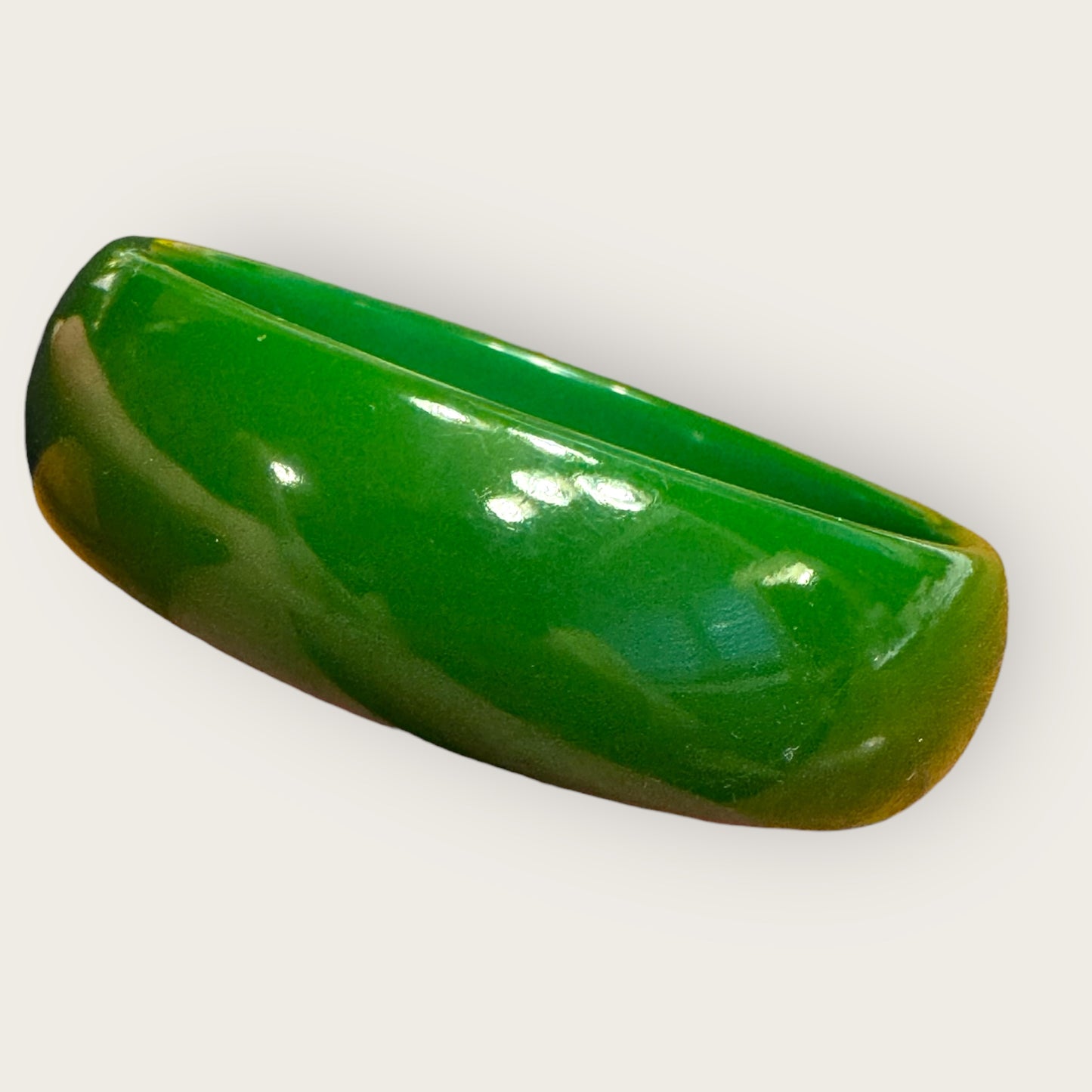 Vintage Authentic Bakelite Bangle – Deep Forest Green Marbled Catalin – 1930s–1940s Tested