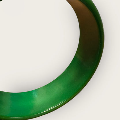 Vintage Authentic Bakelite Bangle – Deep Forest Green Marbled Catalin – 1930s–1940s Tested