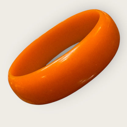Vintage Authentic Bakelite Bangle – Pumpkin Marigold Orange Catalin – 1930s–1940s Tested