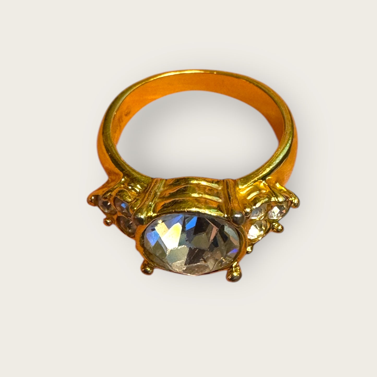 Vintage Monet Crystal Solitaire Cocktail Ring – Size 6.5 – Radiant Mid-Century Glamour