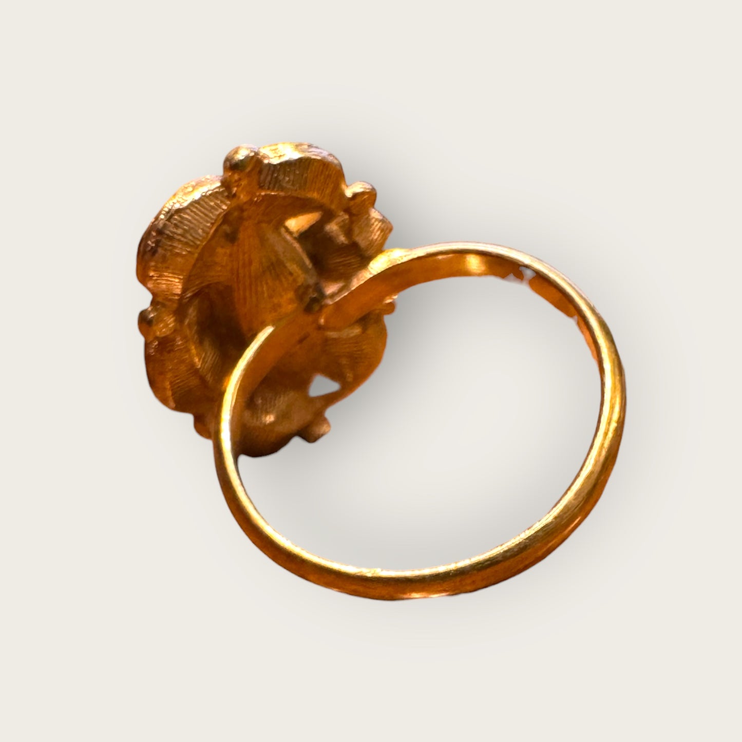 Vintage Sarah Coventry Gold-Tone Garnet Glass & Jet Glass Statement Ring – Adjustable – Art Deco Revival