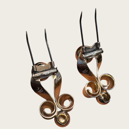 Vintage Napier Sterling Silver Art Moderne Dress Clips – Sculptural Ribbon Swirl Pair (c. 1939–1943)