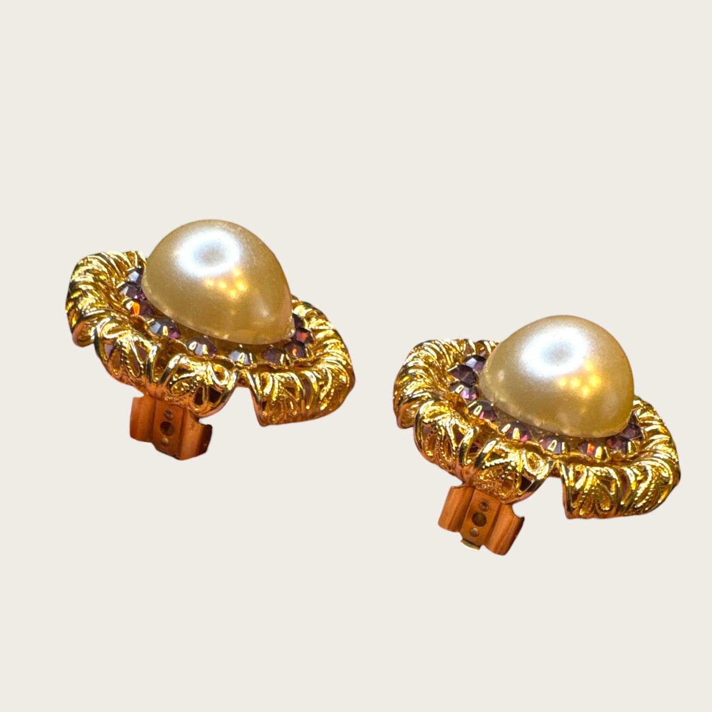 Vintage Gold Filigree Clip-On Earrings – Faux Pearl & Purple Crystal Accents