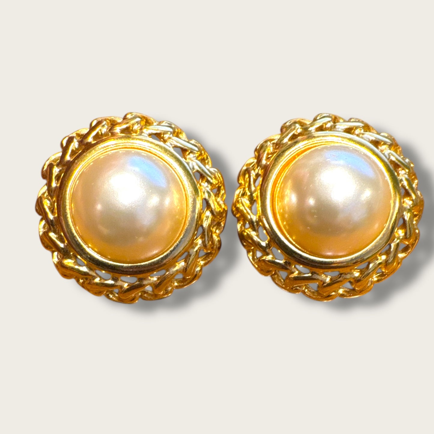 Vintage Napier Braided Gold-Tone Dome Earrings with Oversized Pearl Center – Chunky 1960s Statement Screwback Friction Ear Clips