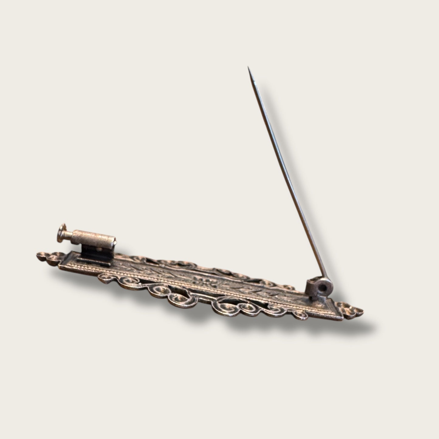 Antique Art Nouveau–Deco Transitional Bar Brooch with Trombone Clasp | 1910s–1920s