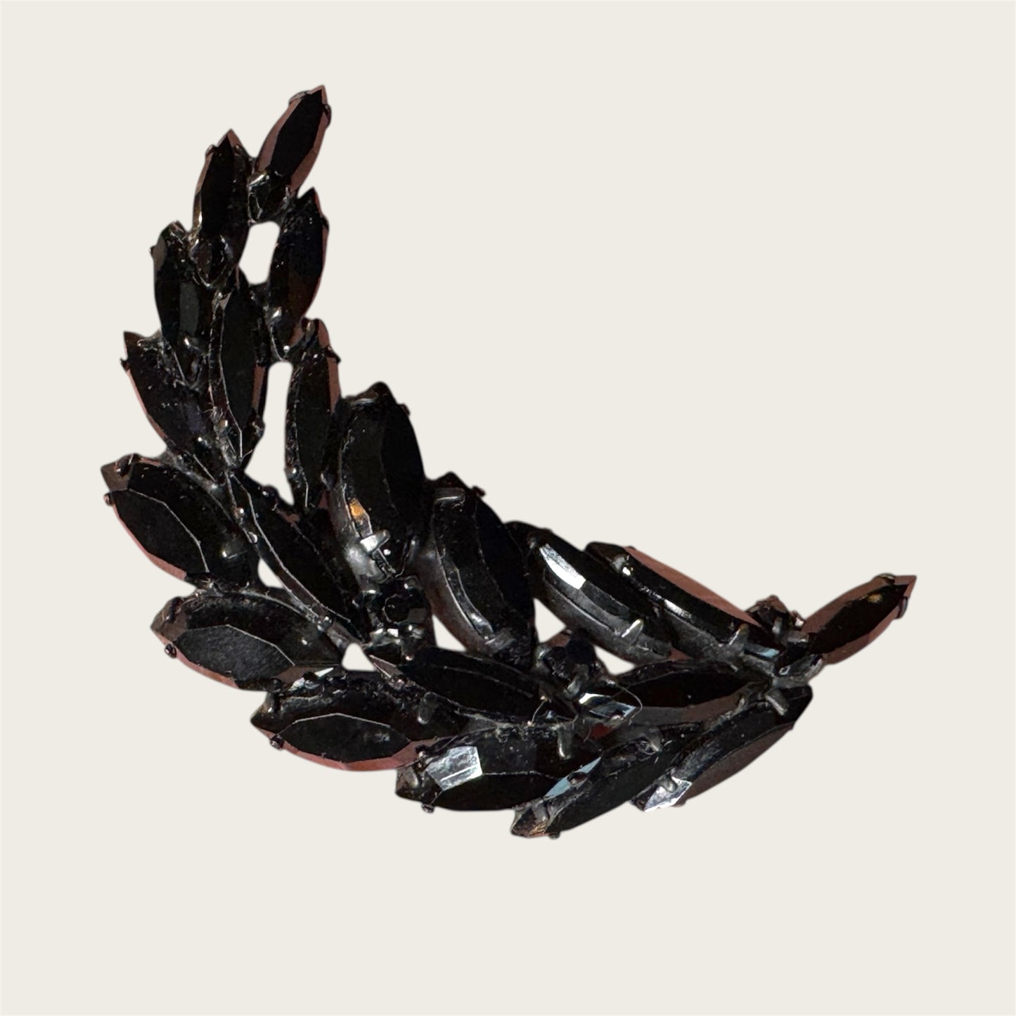 Vintage Japanned Black Marquise Leaf Brooch – Black Glass & Smoky Accents