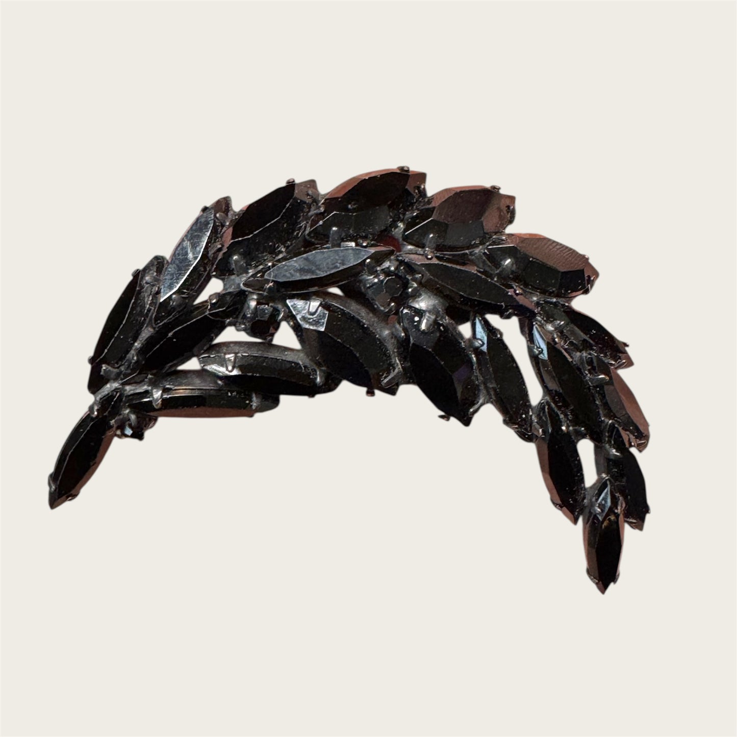 Vintage Japanned Black Marquise Leaf Brooch – Black Glass & Smoky Accents
