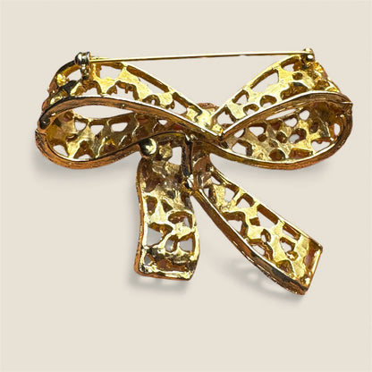 Vintage Rhinestone Bow Brooch – Gold Tone Statement