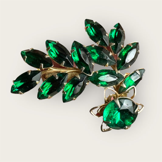 Vintage Judy Lee Layered Emerald Green Rhinestone Spray Brooch – Round & Navette Cuts