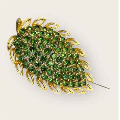 Vintage Lisner Gold Tone Green Rhinestone Leaf Brooch – Peridot Crystal Mid-Century Statement Pin
