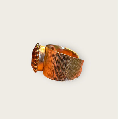 Vintage SARAH Coventry Gold Tone Textured Wide Band Ring – Root Beer Marquise Rhinestone, Adjustable Statement Fit