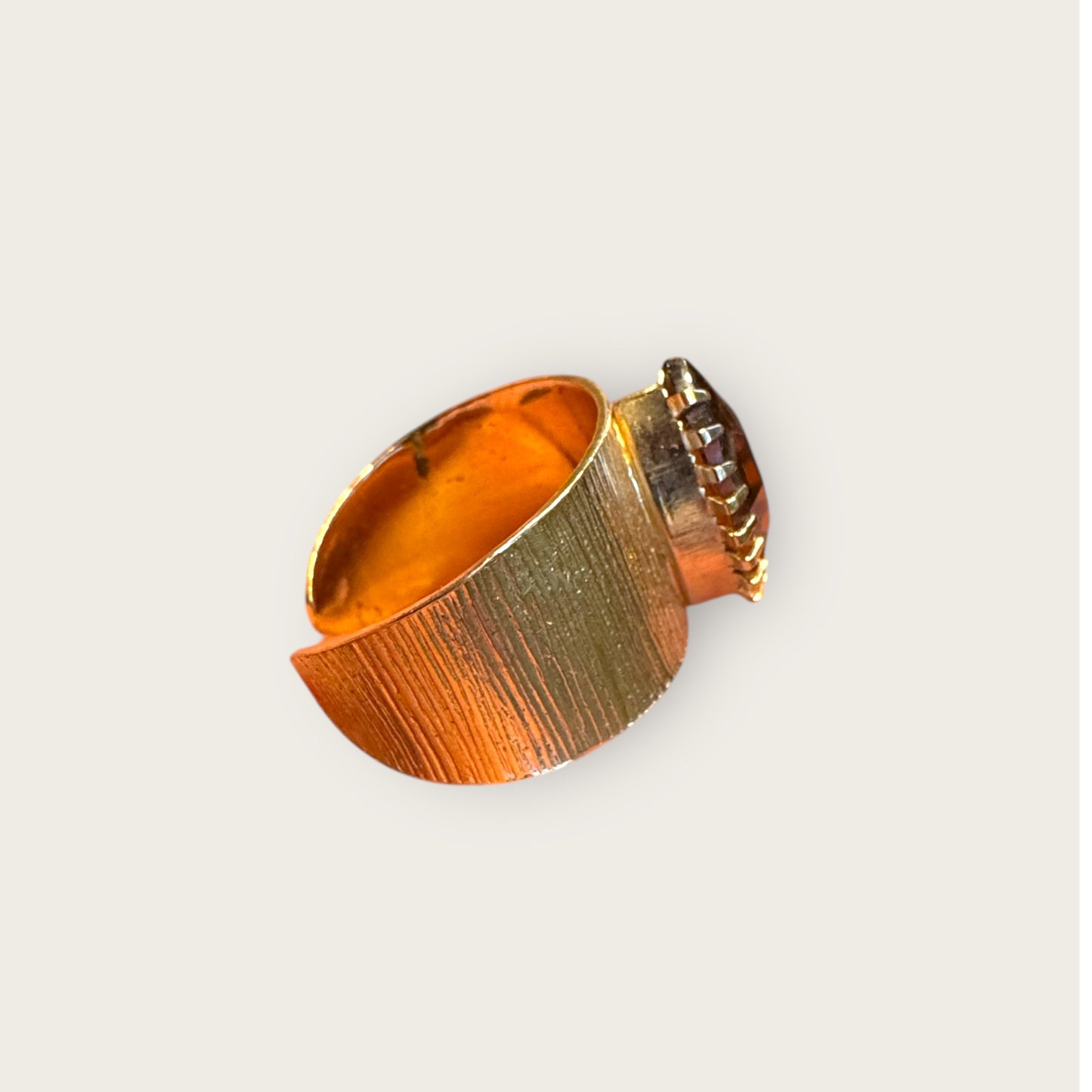 Vintage SARAH Coventry Gold Tone Textured Wide Band Ring – Root Beer Marquise Rhinestone, Adjustable Statement Fit