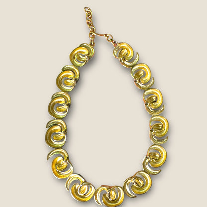 Vintage Monet Cream Enamel Sculptural Swirl Necklace – Gold-Tone Articulated Choker (Signed Monet)