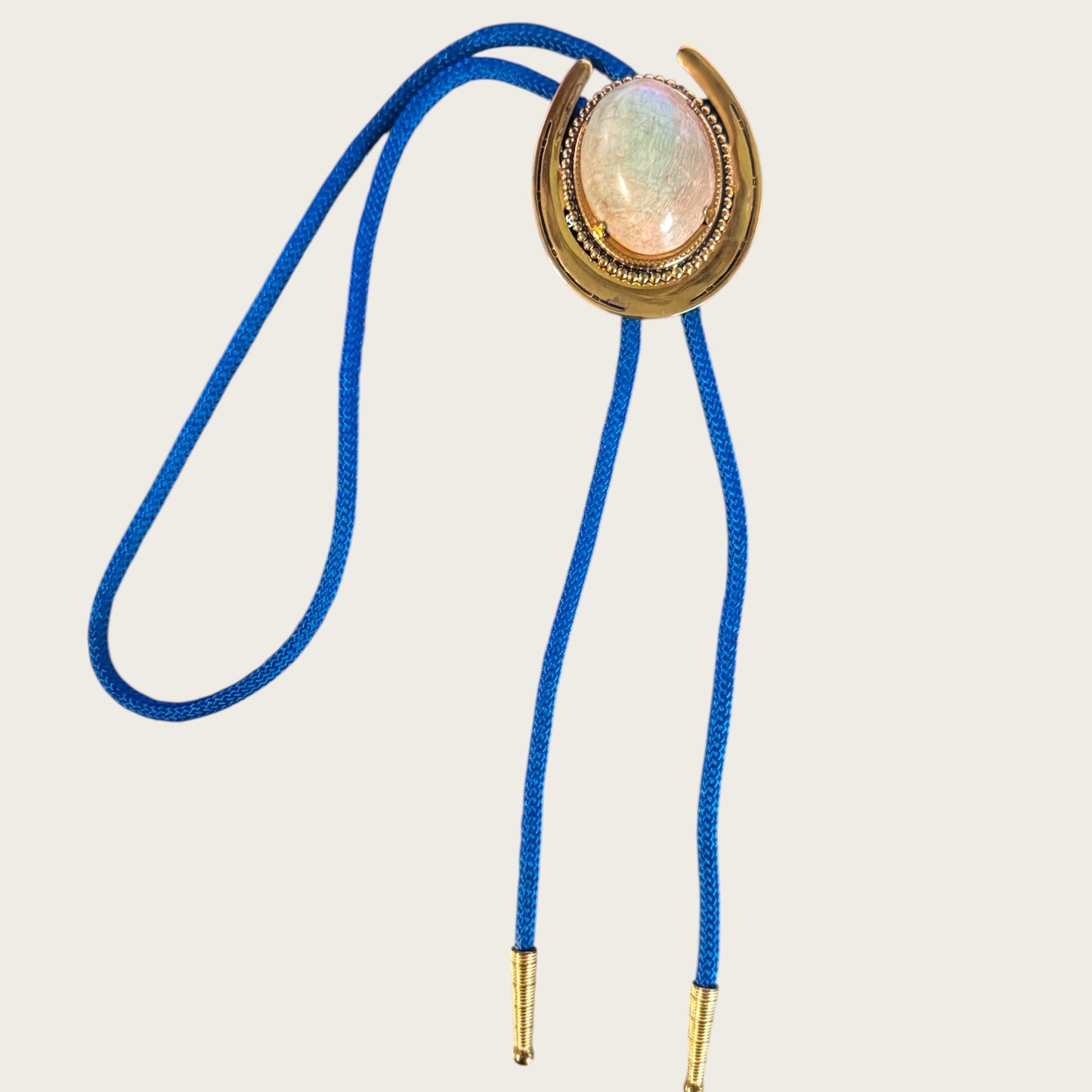 Vintage Western Bolo Tie with Natural Stone Cabochon in Horseshoe Setting