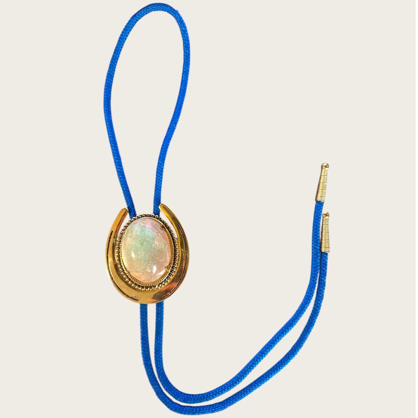 Vintage Western Bolo Tie with Natural Stone Cabochon in Horseshoe Setting