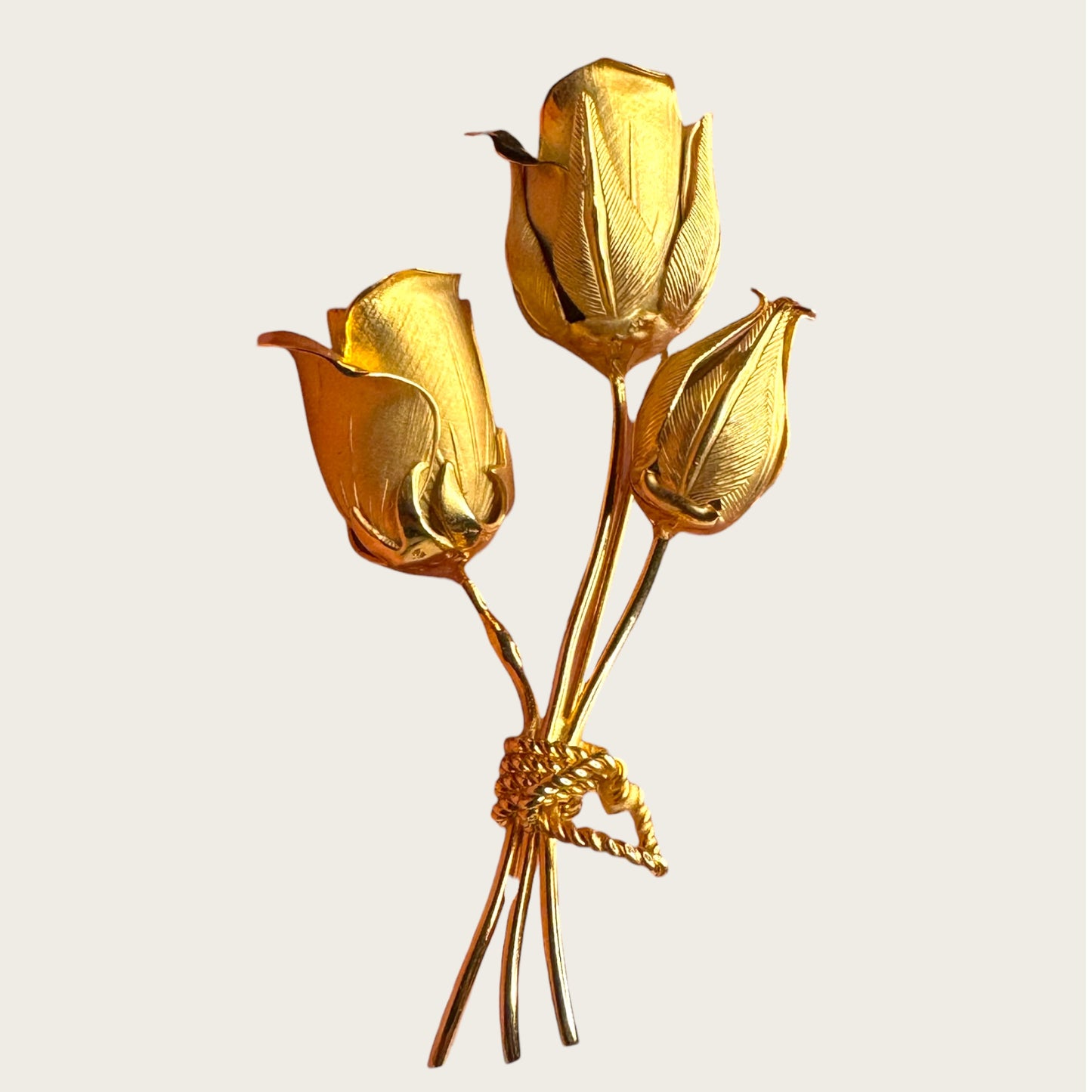 Sculptural Lisner Tulip Bouquet Brooch | Mid-Century Gold Tone