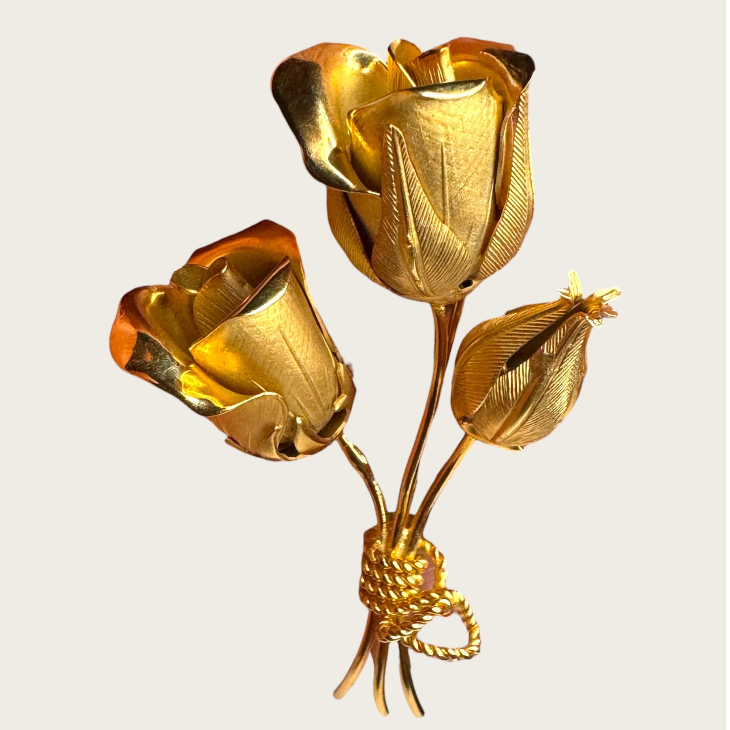 Sculptural Lisner Tulip Bouquet Brooch | Mid-Century Gold Tone