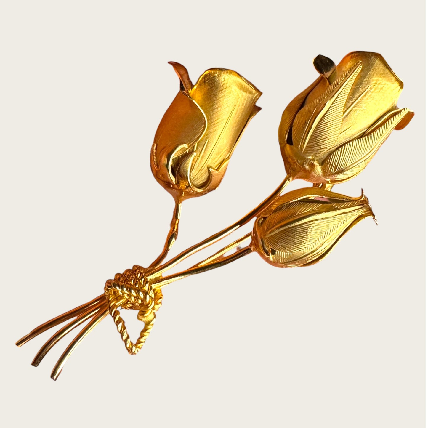 Sculptural Lisner Tulip Bouquet Brooch | Mid-Century Gold Tone