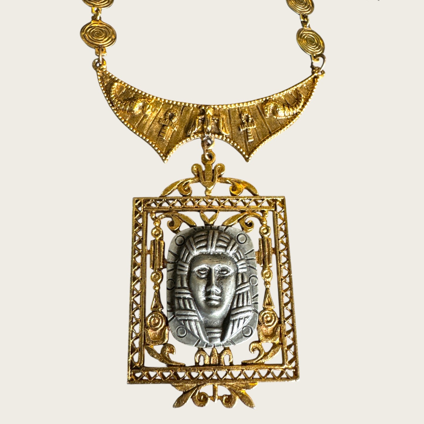 Vintage Arthur Pepper Egyptian Revival Pharaoh Medallion Necklace – Signed, Articulated Gold Tone