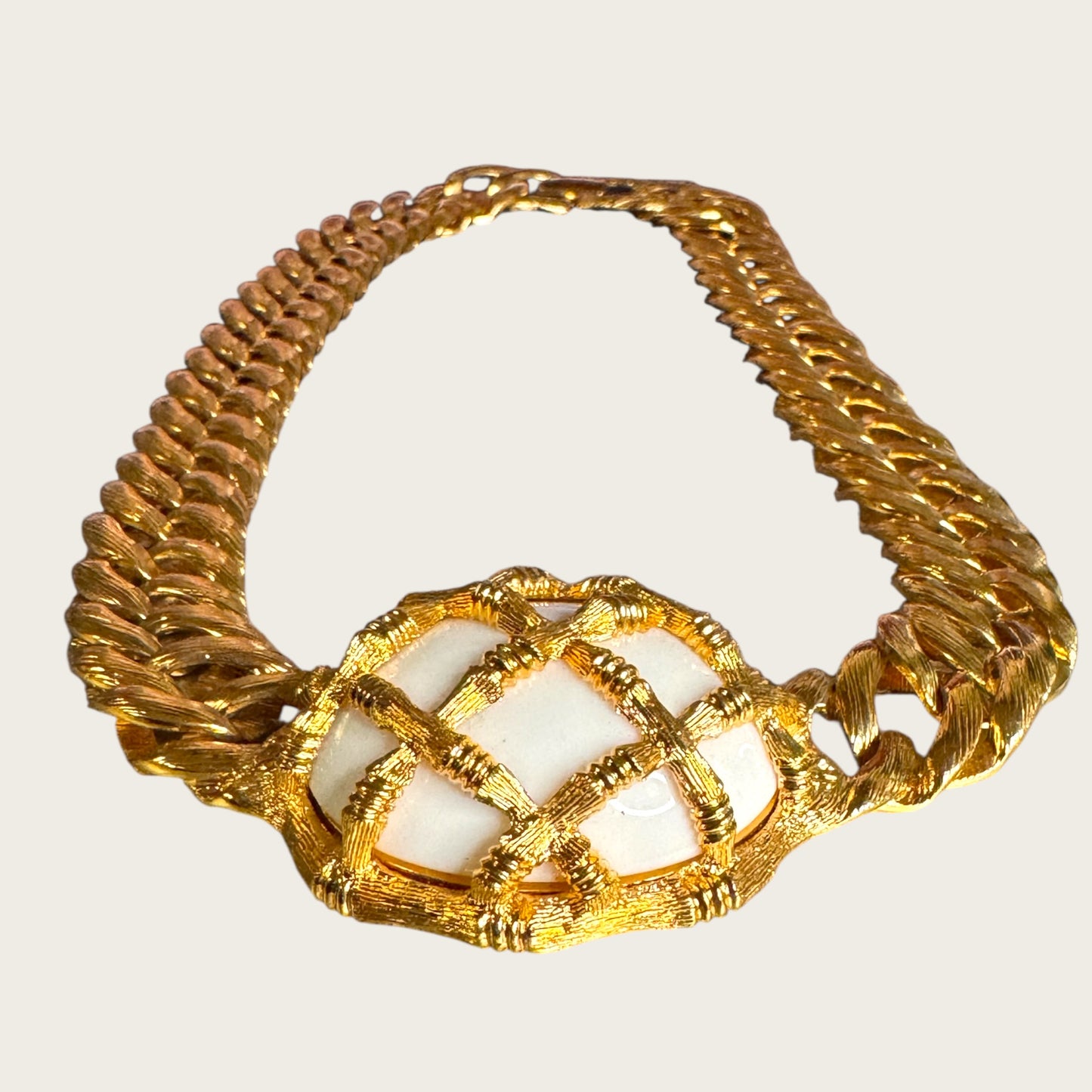 Vintage Monet Caged White Lucite Curb Chain Collar Necklace