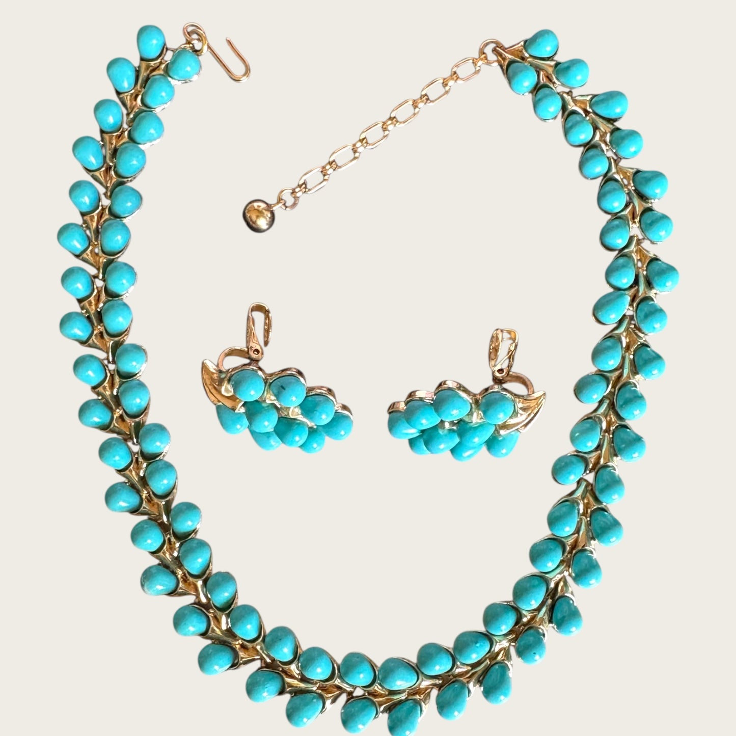 Crown Trifari Double-Layer Turquoise Thermoset Teardrop Choker & Earrings Set