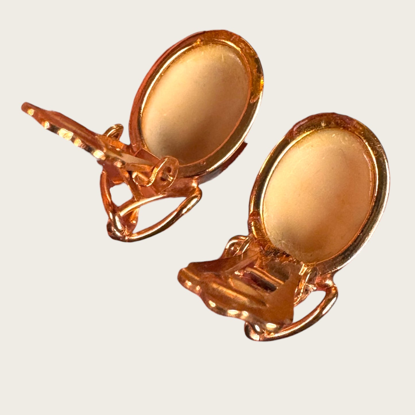 Vintage Carved Stone Cameo Rose Gold Tone Hand Painted Clip-On Earrings