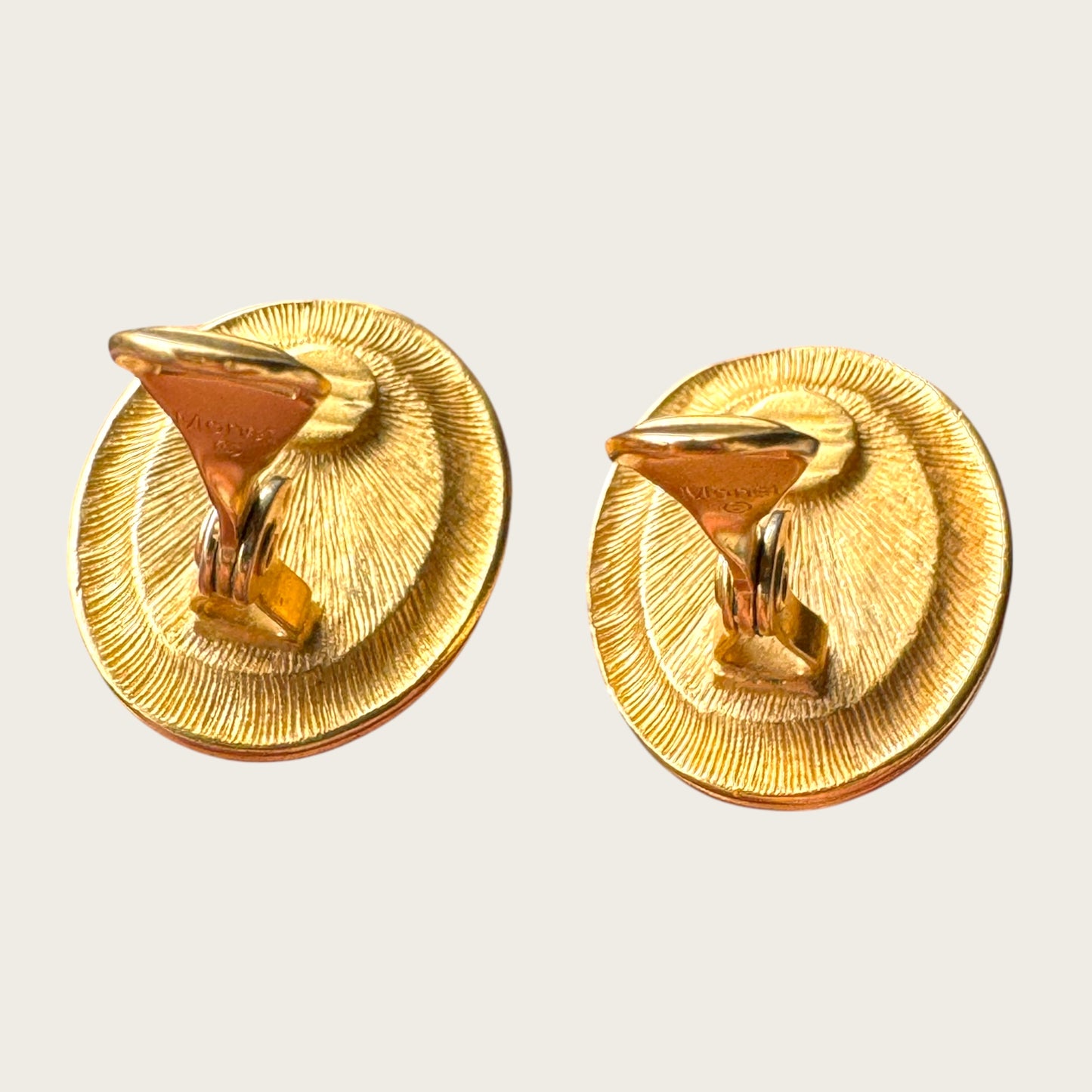 Vintage Monet Cranberry Cabochon Oval Earrings – Braided Gold Setting