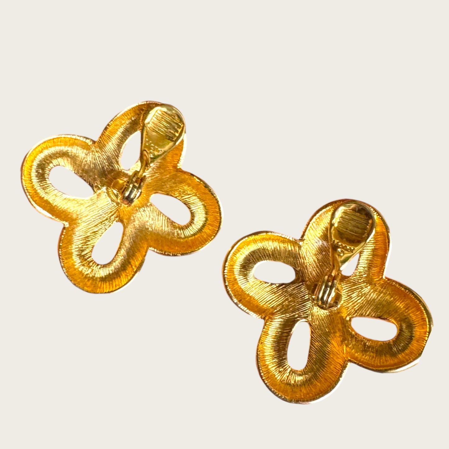 Vintage Monet Navy & Cream Enamel Interlocking Knot Clip-On Earrings