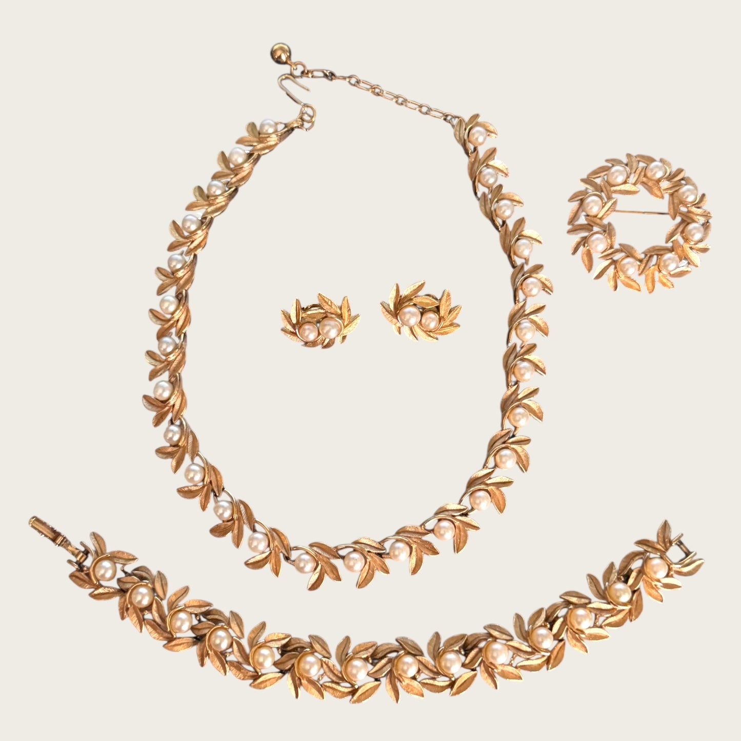 Vintage 1970s Avon Signed Leaf & Faux Pearl Complete Parure