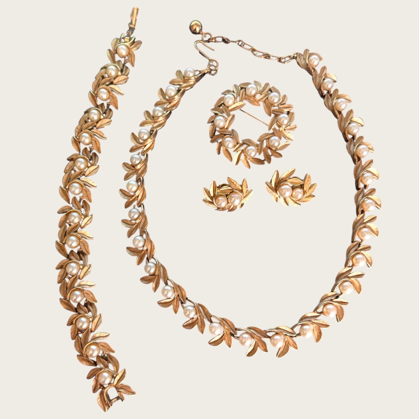Vintage 1970s Avon Signed Leaf & Faux Pearl Complete Parure