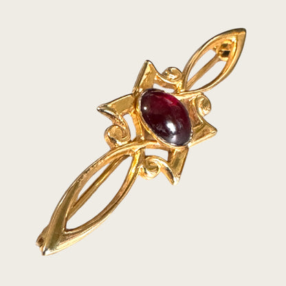 Vintage 1/20 14K Gold Filled Garnet Cabochon Brooch
