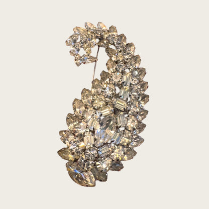 Vogue Jewelry Rhinestone Paisley Brooch – Domed Multi-Cut Crystal Statement