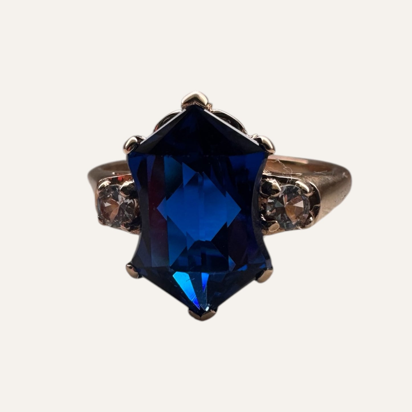Vintage 10K Gold Freeform Shield-Cut Blue Spinel Ring with Quartz Accents