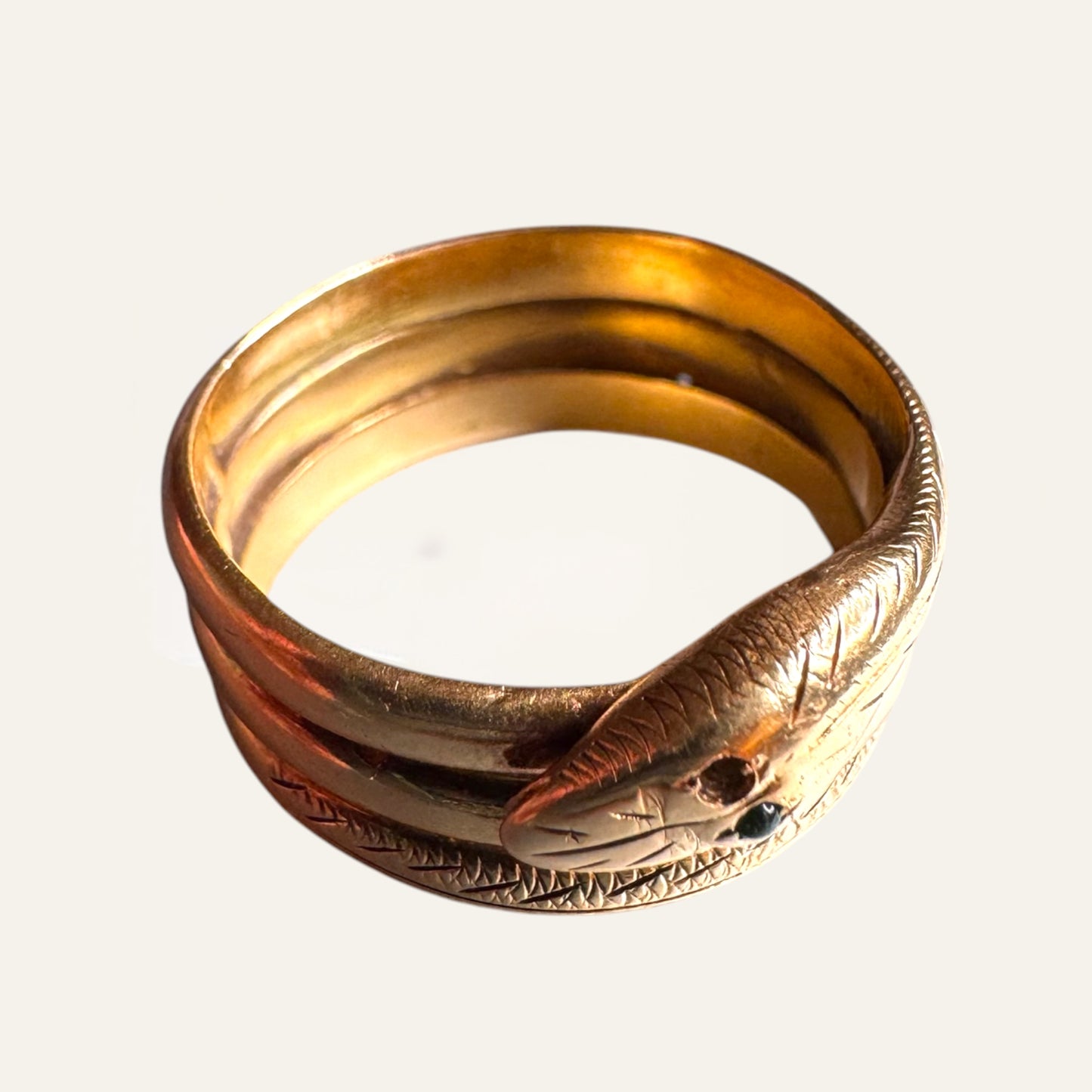 Vintage 14K Gold Serpent Wrap Ring with Emerald Eyes – Size 8