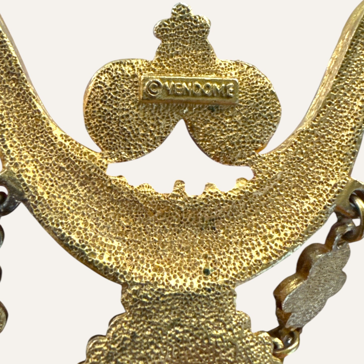 Vintage Vendôme Sculptural Bib Necklace – Gold-Tone Revival Drop Statement