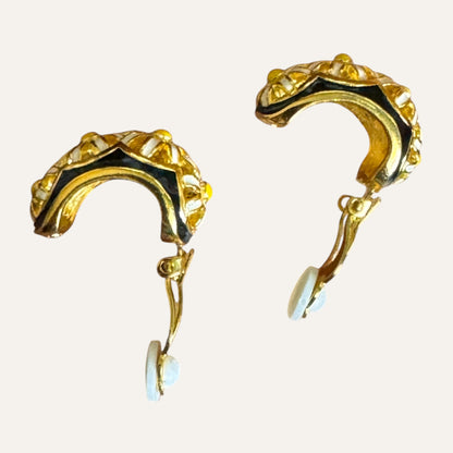 Vintage Joan Rivers Black Enamel Floral Clip-On Earrings