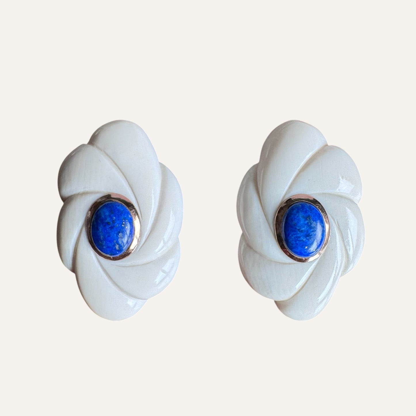 Carved Bone & Lapis Lazuli Floral Clip-On Earrings – 14K Gold Bezel (585)