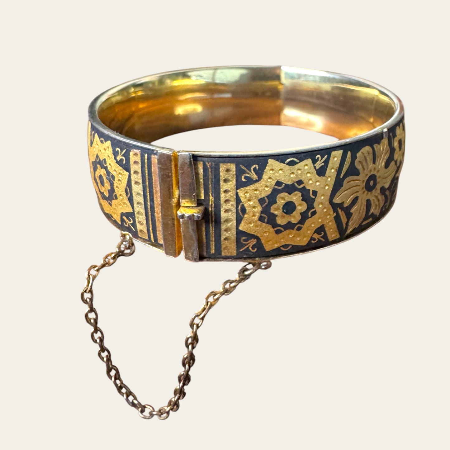 Vintage Spanish Damascene Hinged Cuff Bracelet – Black & Gold Toledo Inlay, Mid-Century