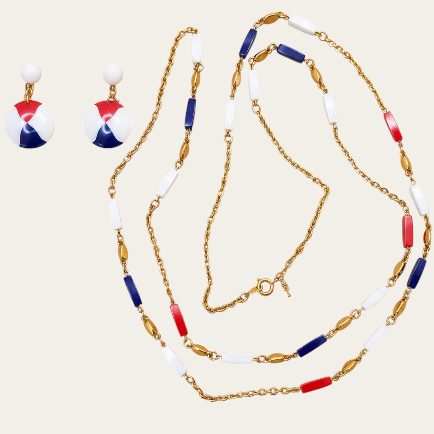 Vintage Crown Trifari Americana Lucite Demi-Parure Long Station Necklace & Matching Clip Earrings