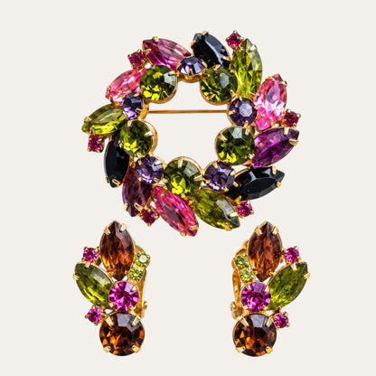 Verified 1960s Juliana by DeLizza & Elster #4048 multicolor rhinestone wreath brooch and matching clip-on earrings set – Betty Lily & Co.