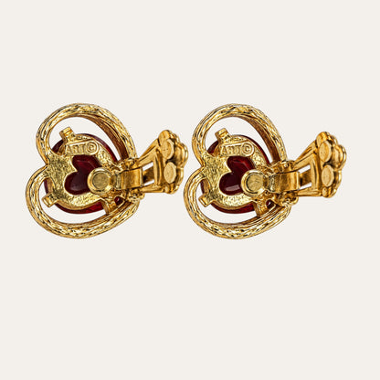 Vintage Arthur Pepper ART Red Heart Rhinestone Clip-On Earrings – 1960s Signed Textured Gold