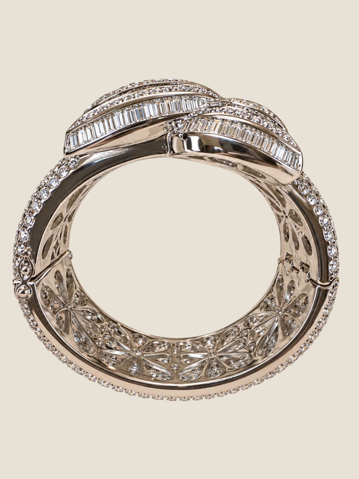 Vintage Platinum-Plated Stainless Steel Crystal Hinged Cuff Bracelet | Sculptural Leaf Design