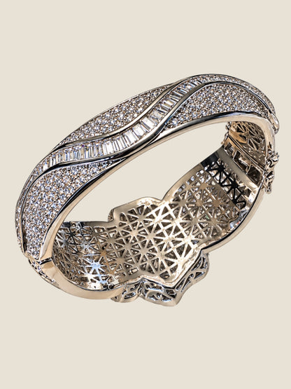 Vintage Platinum-Plated Stainless Steel Crystal Hinged Bangle Bracelet Sculptural Rose Design
